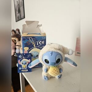 Stitch By Disney Keychain - Pineapple